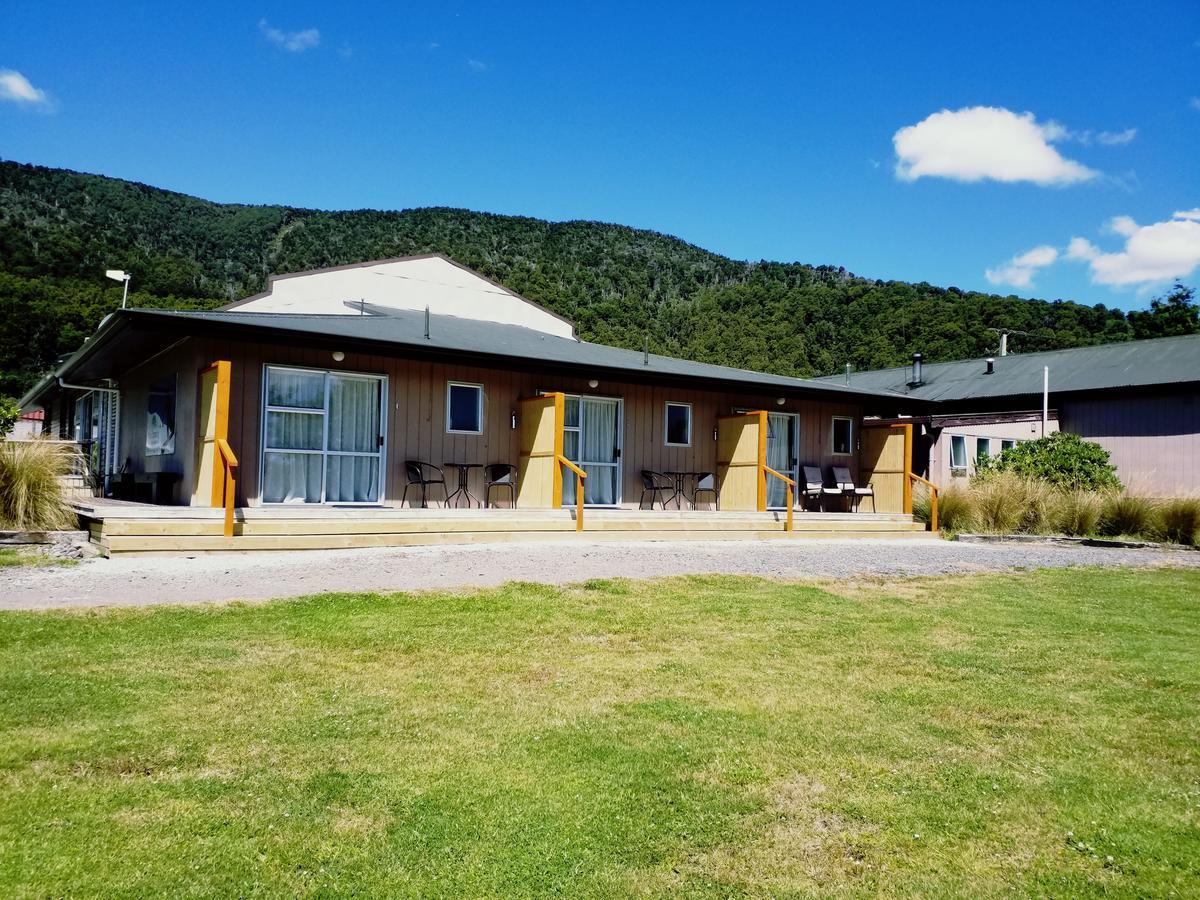 The Crossing Lodge Erua ภายนอก รูปภาพ