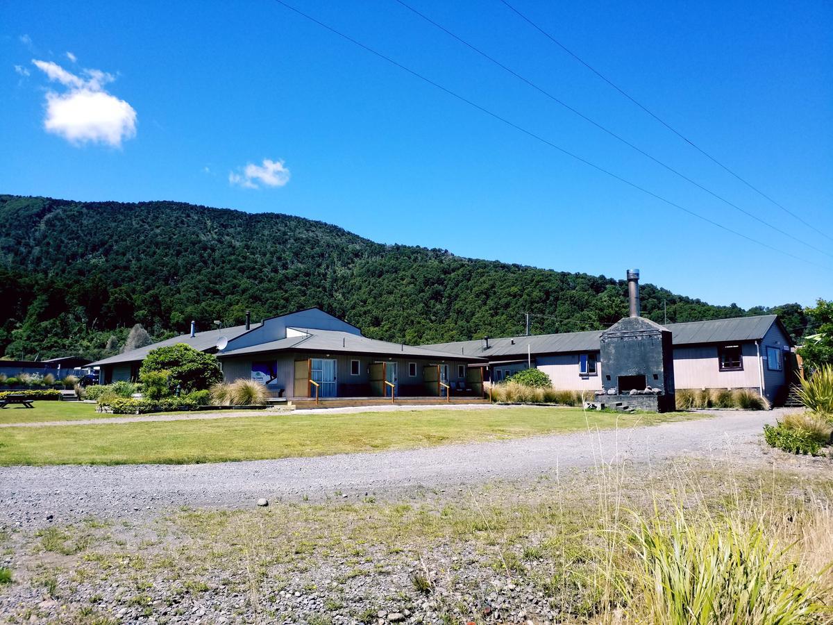 The Crossing Lodge Erua ภายนอก รูปภาพ