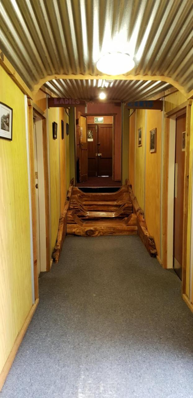 The Crossing Lodge Erua ภายนอก รูปภาพ